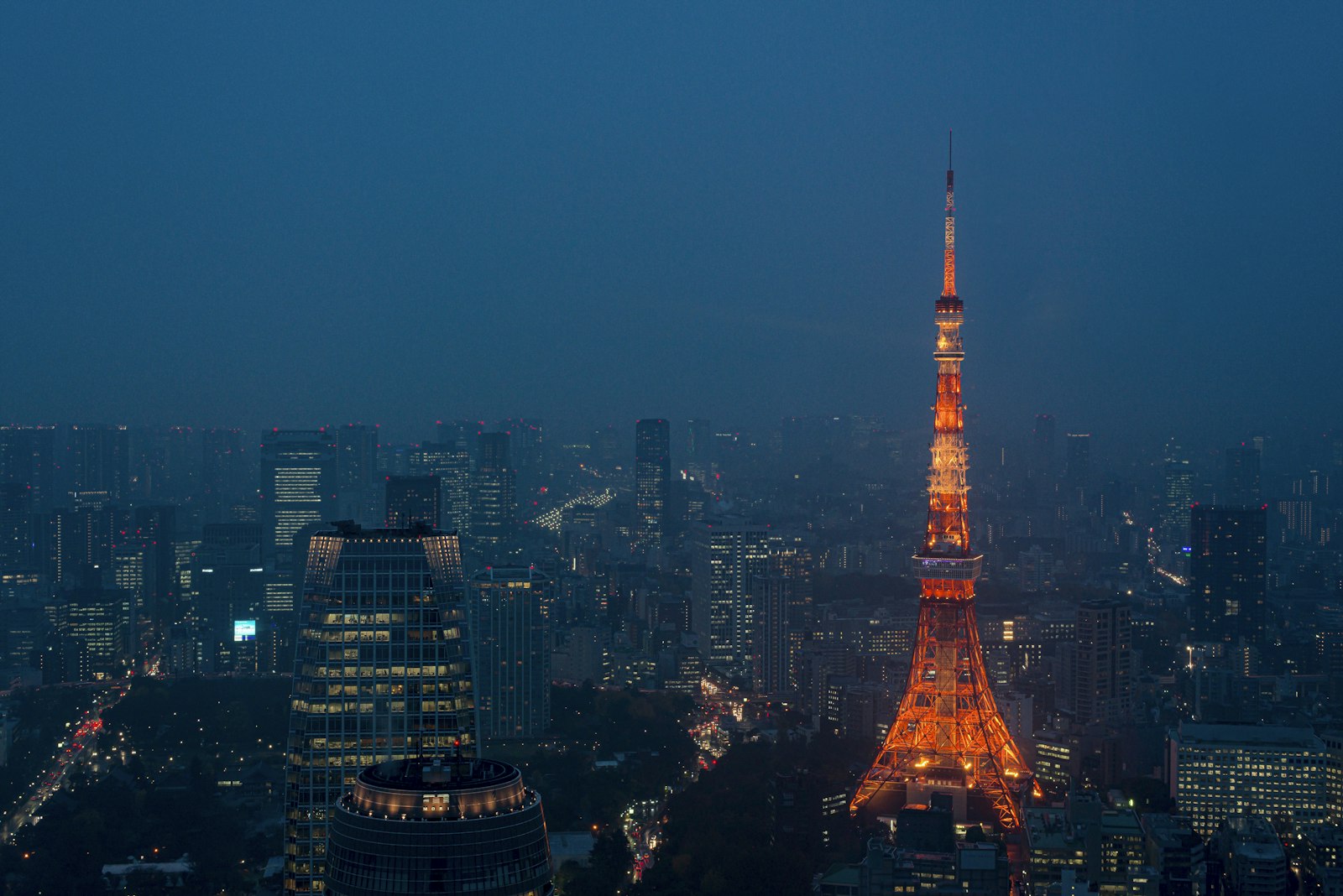 Hadiah liburan ke Tokyo untuk akun BOOSTER